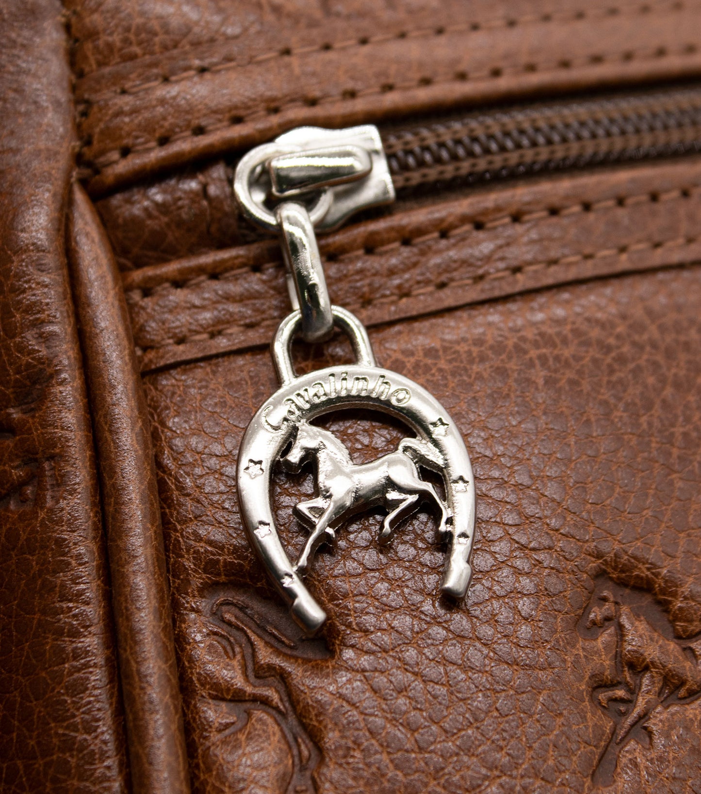 #color_ SaddleBrown | Cavalinho Cavalo Lusitano Leather Crossbody Bag - SaddleBrown - 18090373.13_P05