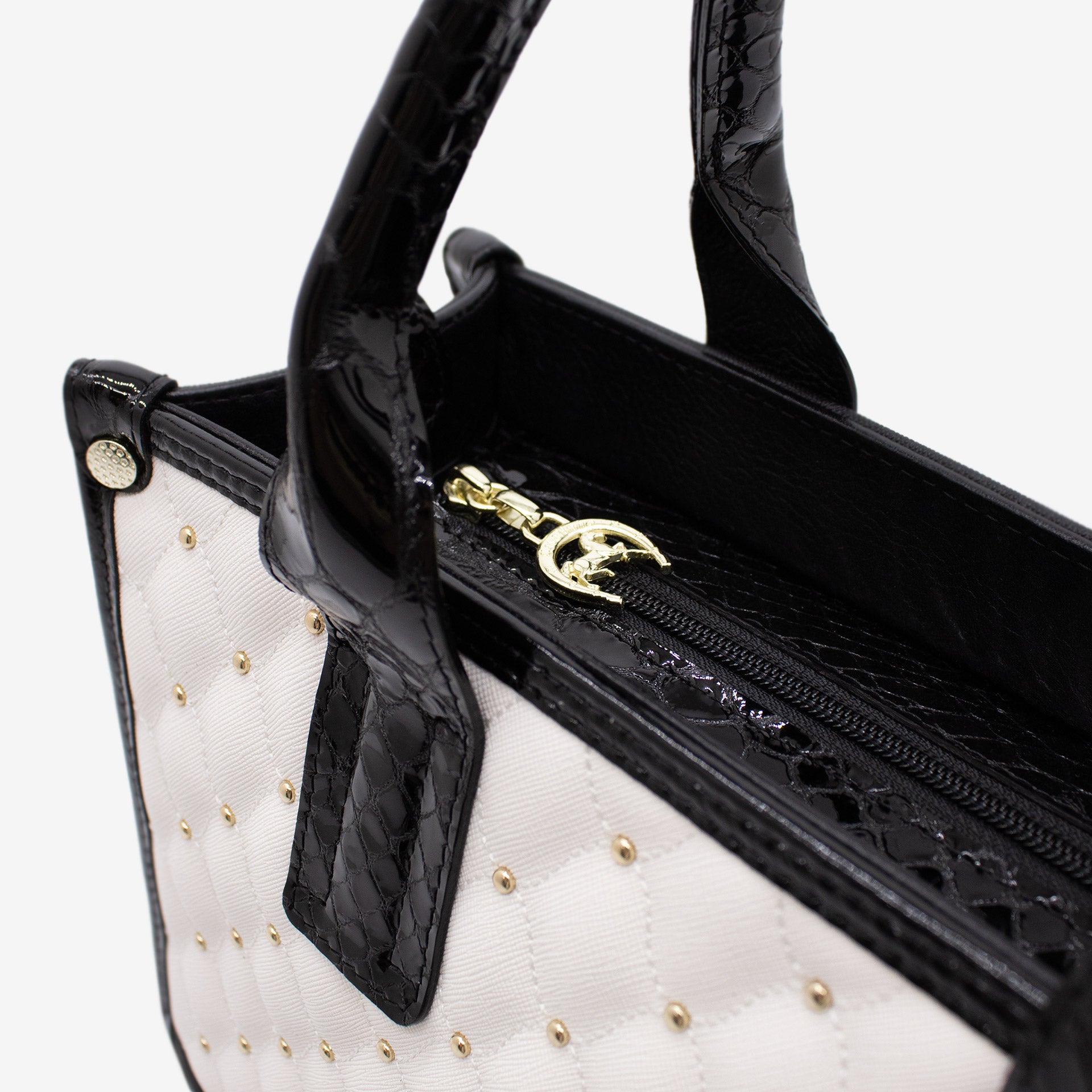 Cavalinho Craft Handbag SKU 16010479.33 #color_black / white