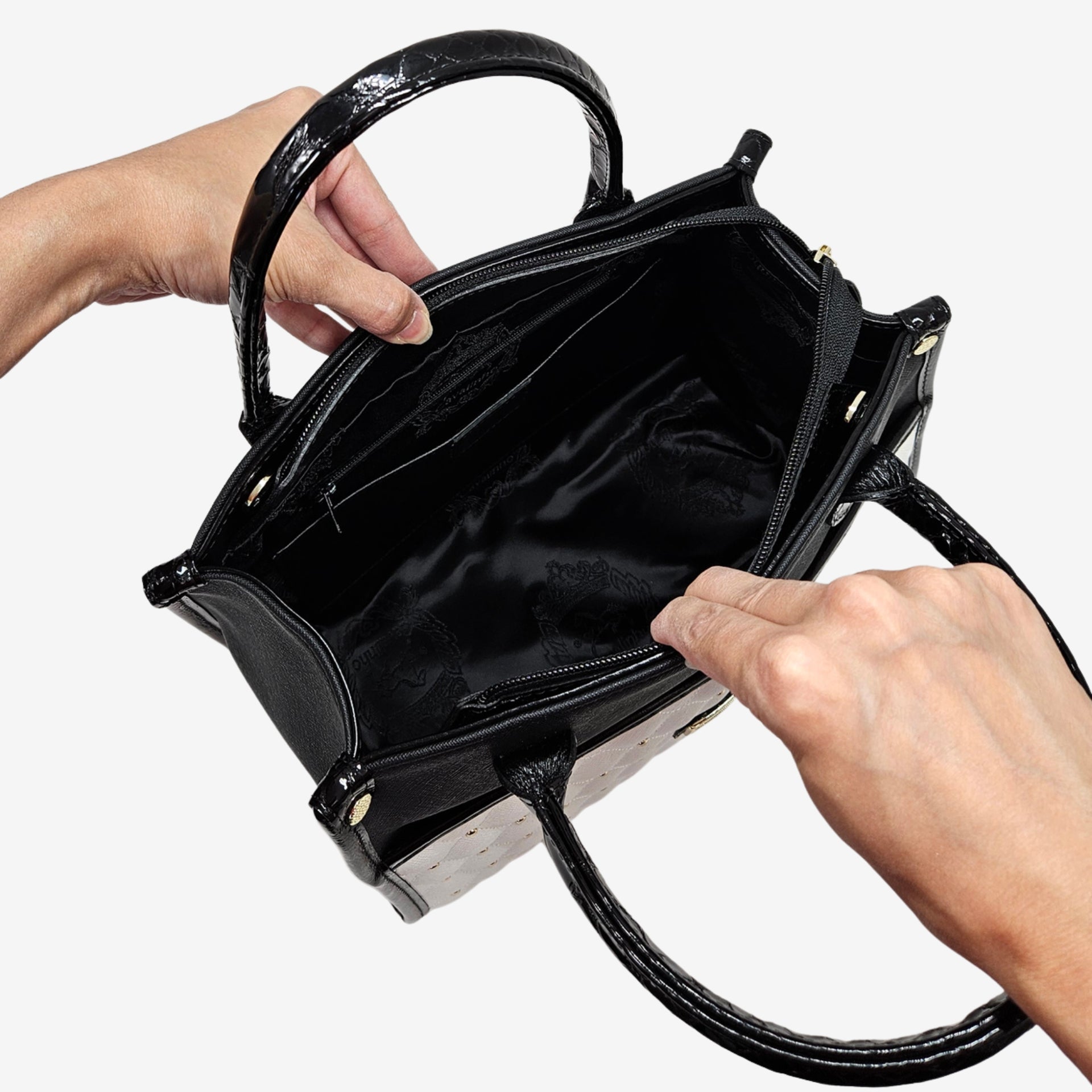 Cavalinho Craft Handbag SKU 16010567.33 #color_black / white