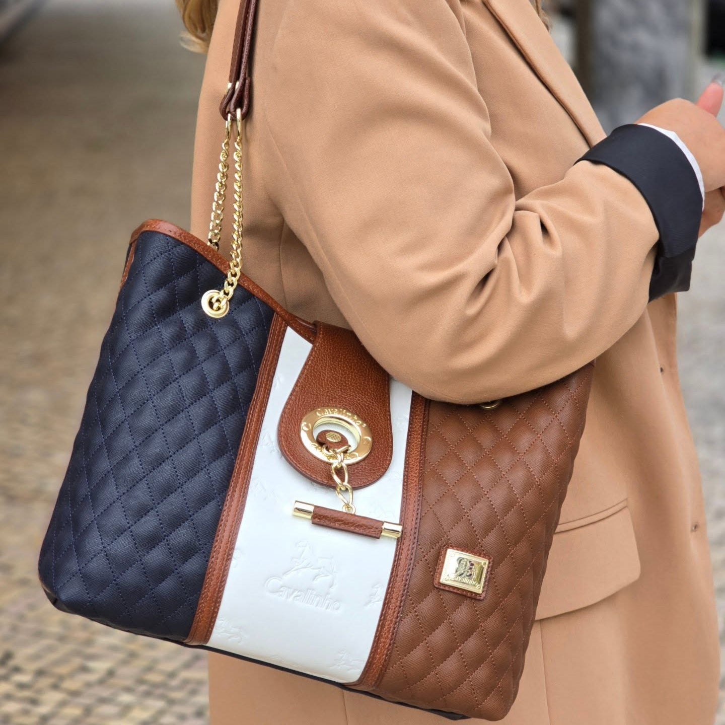 Cavalinho Sublime Shoulder Bag SKU 16060258.22 #color_navy / white / brown