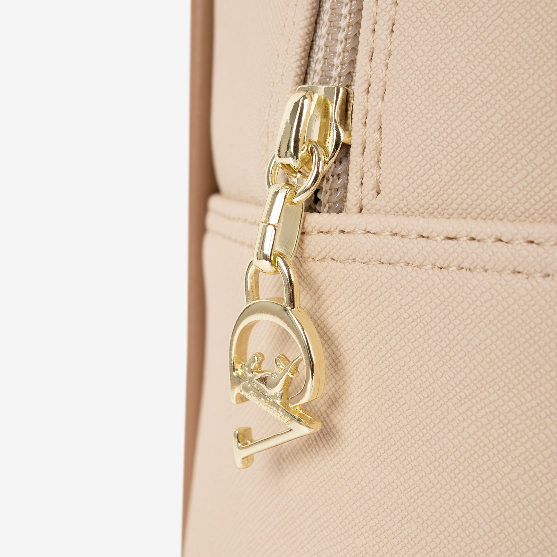 CV by Cavalinho beige and white backpack with croc-effect patent leather detailing SKU 16280653.31 #color_beige / white, beige / blanc, bege / branco