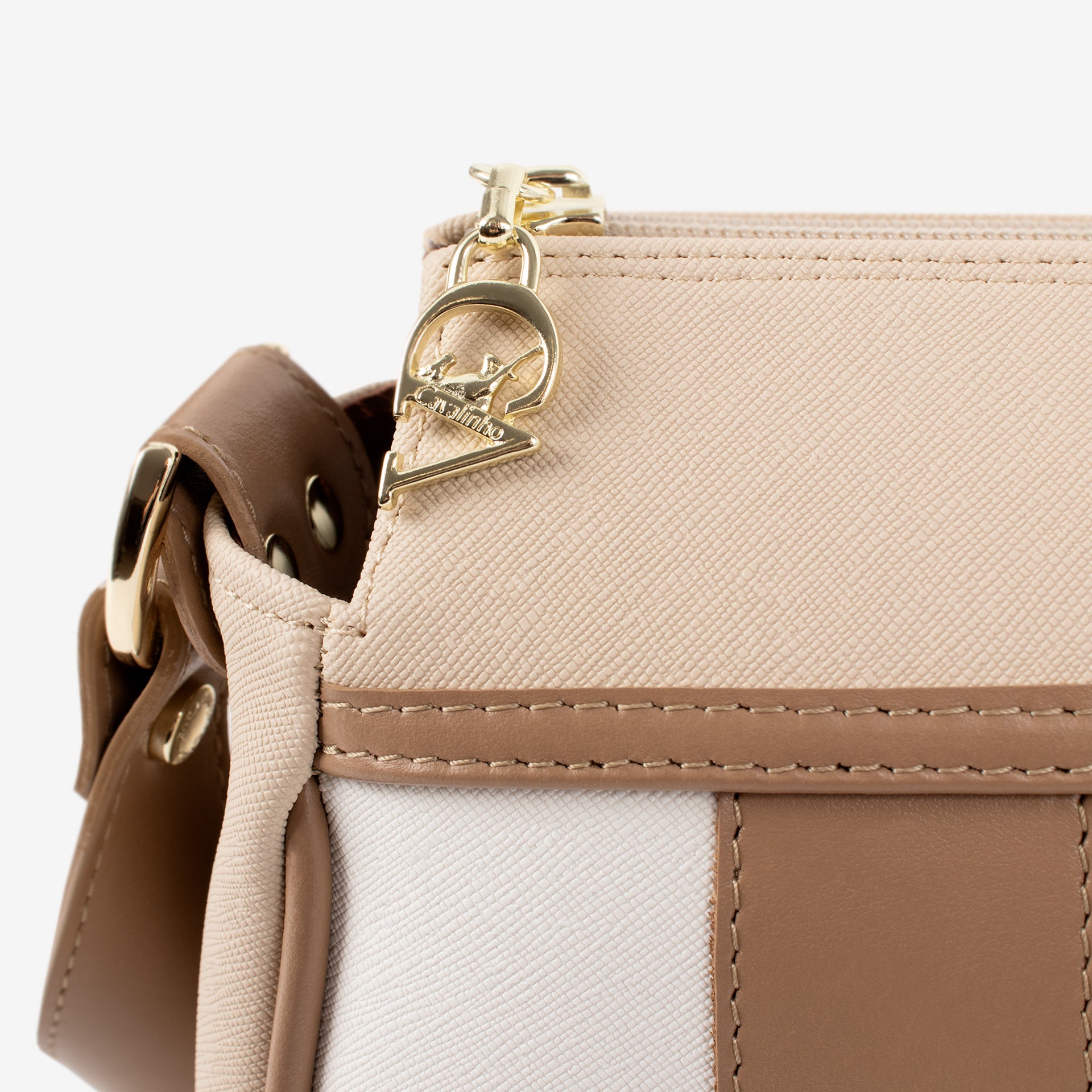CV by Cavalinho beige and white crossbody bag with croc-effect patent leather SKU 16280654.31 #color_beige / white, beige / blanc, bege / branco