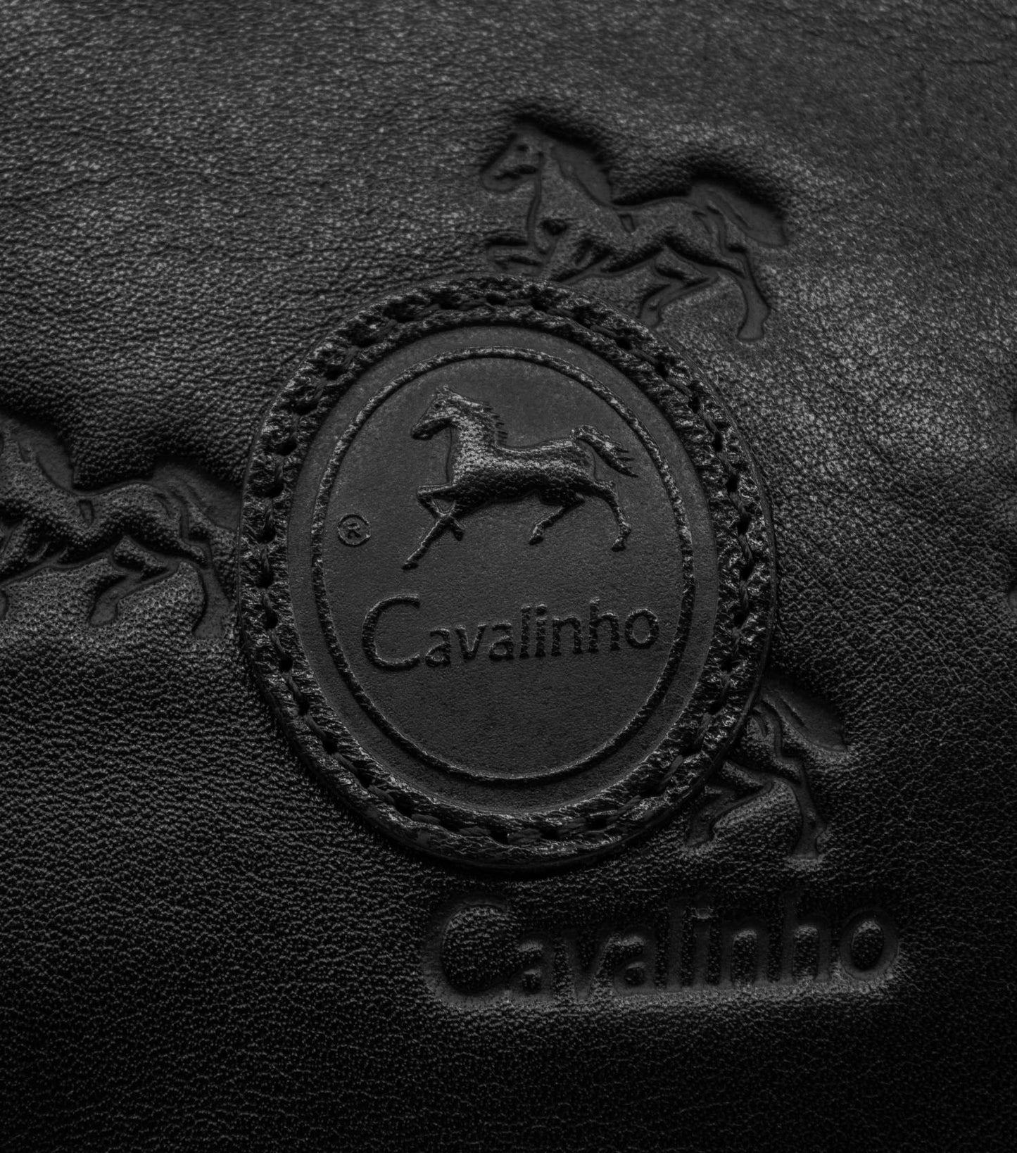Cavalinho Cavalo Lusitano Mini Leather Handbag - Black - 18090243.01_P05