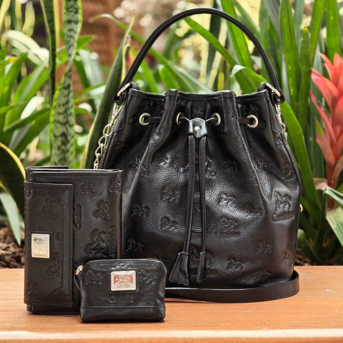 Cavalinho Cavalo Lusitano Leather Bucket Bag sku 18090281.01 #color_black
