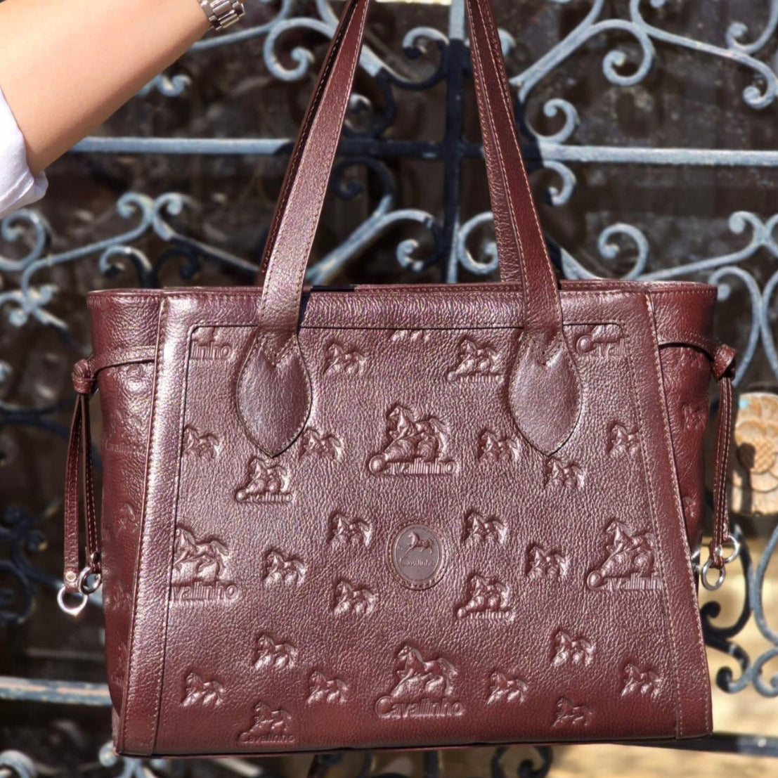 Cavalinho Cavalo Lusitano Leather Shoulder Bag SKU 18090410.02 #color_brown