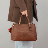 Cavalo Lusitano Leather Handbag SKU 18090490.13 #color_saddlebrown