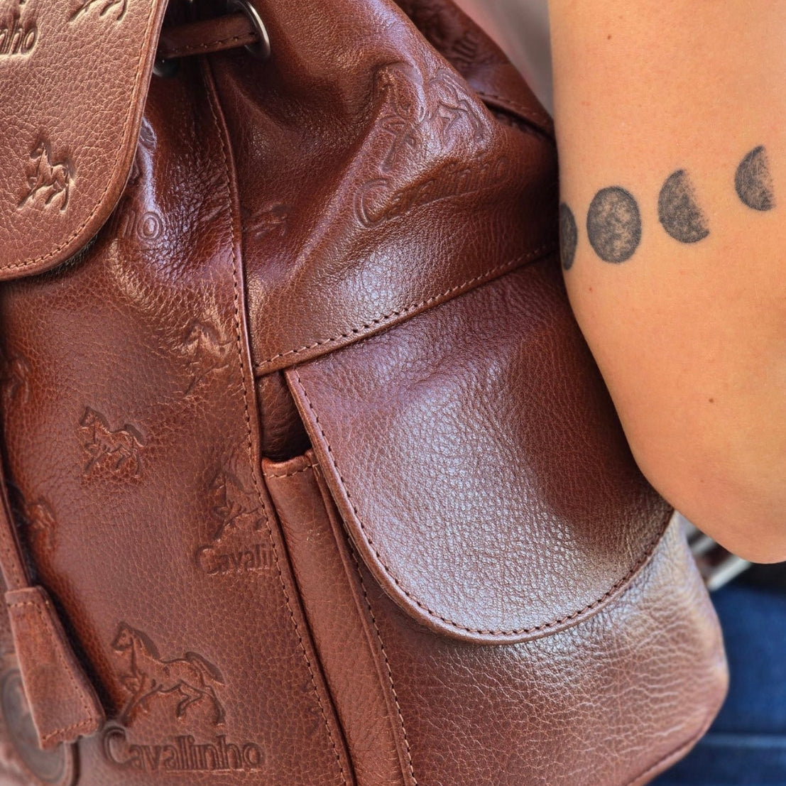 Cavalinho Cavalo Lusitano Leather Backpack SKU 18090545.13 #color_saddlebrown
