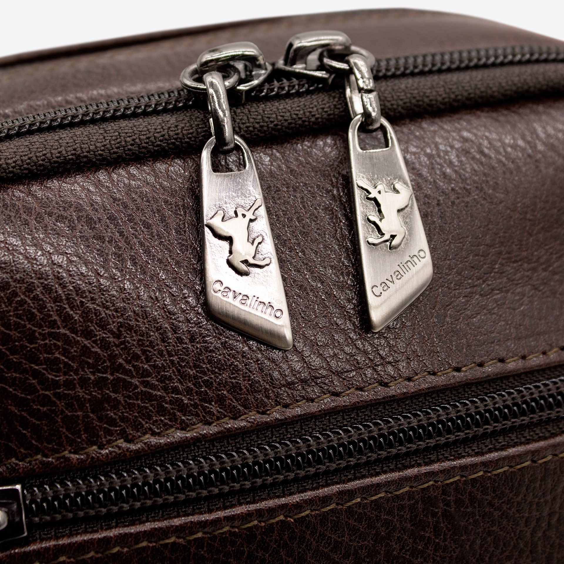 Cavalinho The Sailor Leather Traveler Bag SKU 18150128.02 #color_brown
