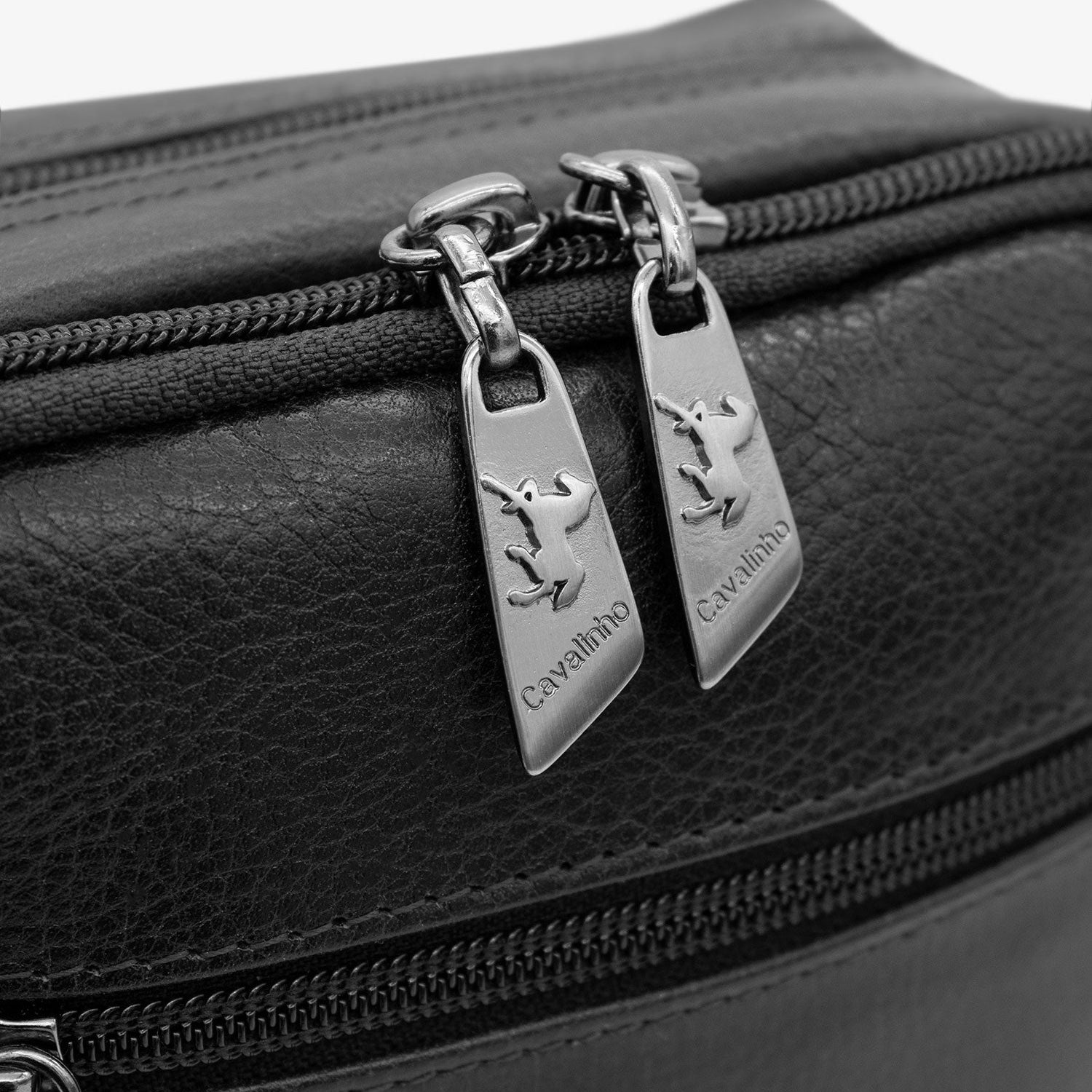 Cavalinho Leather Traveler Bag SKU 18320128.01 #color_black