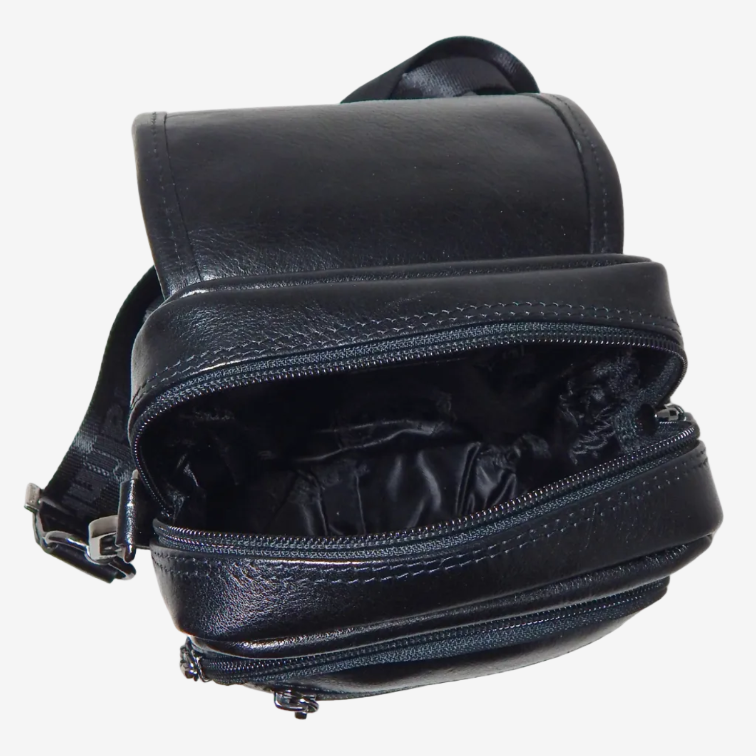 Cavalinho Gentleman Leather Traveler Crossbody Bag SKU 18320241.01 #color_black