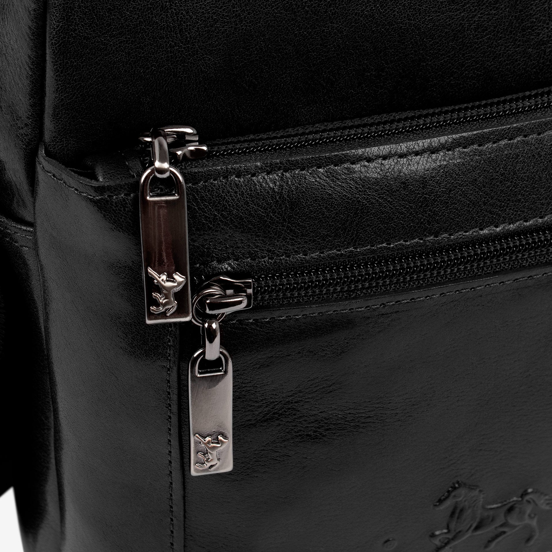 Cavalinho Gentleman Black Leather Traveler Crossbody Bag SKU 18320632.01 #color_black