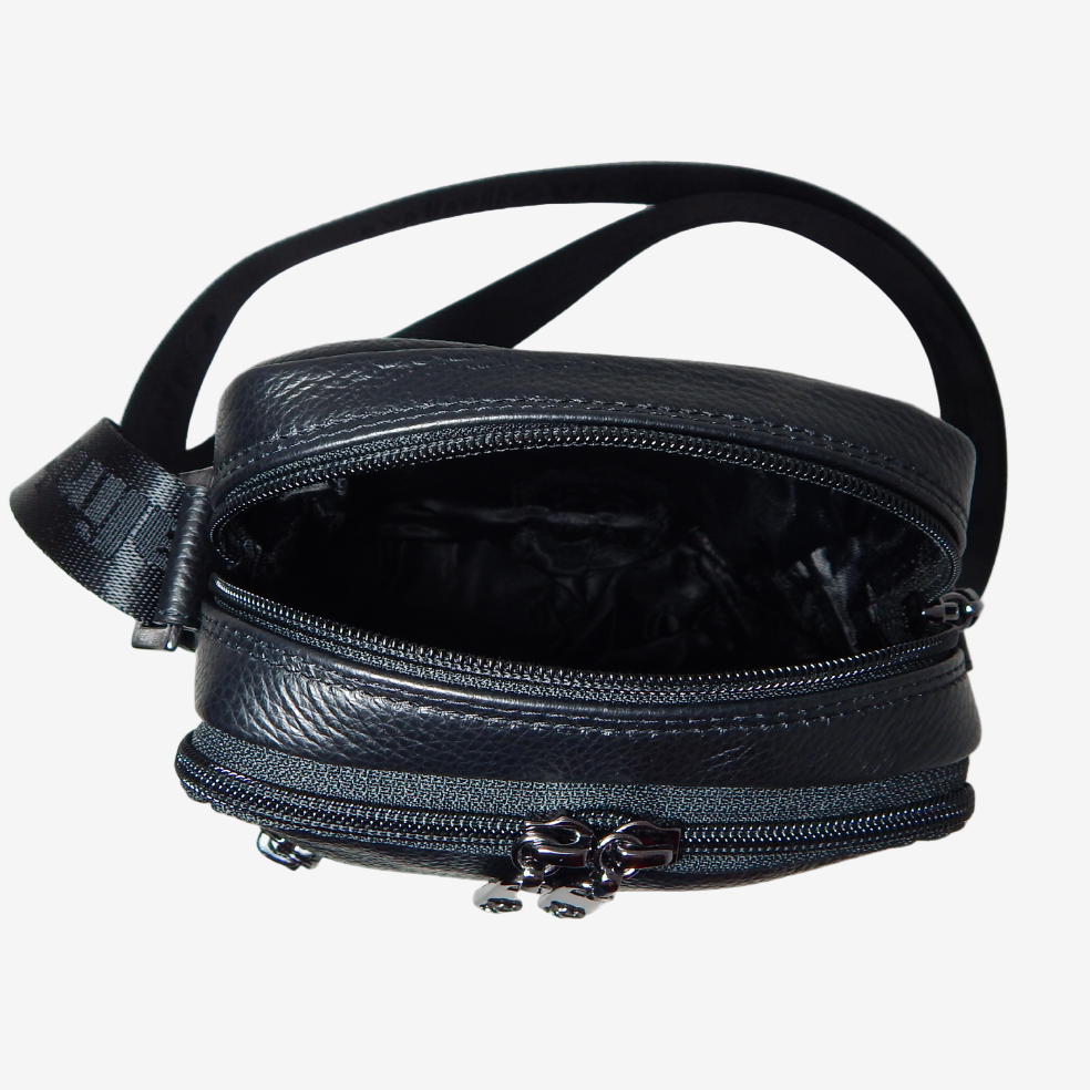 Cavalinho El Cavaleiro Leather Traveler SKU 18330128.01 #color_black