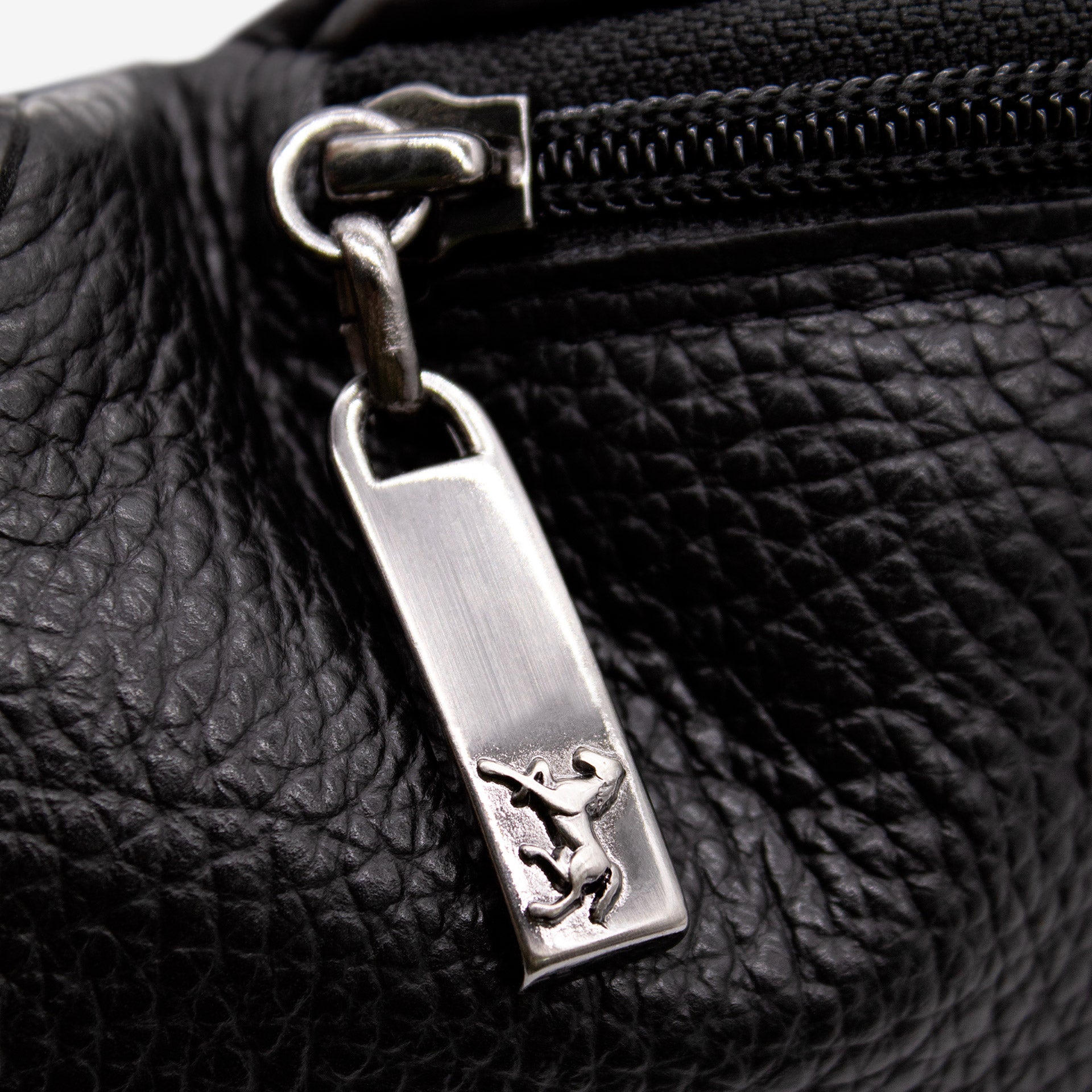 Cavalinho El Cavaleiro Leather Sling Bag SKU 18330219 #color_black