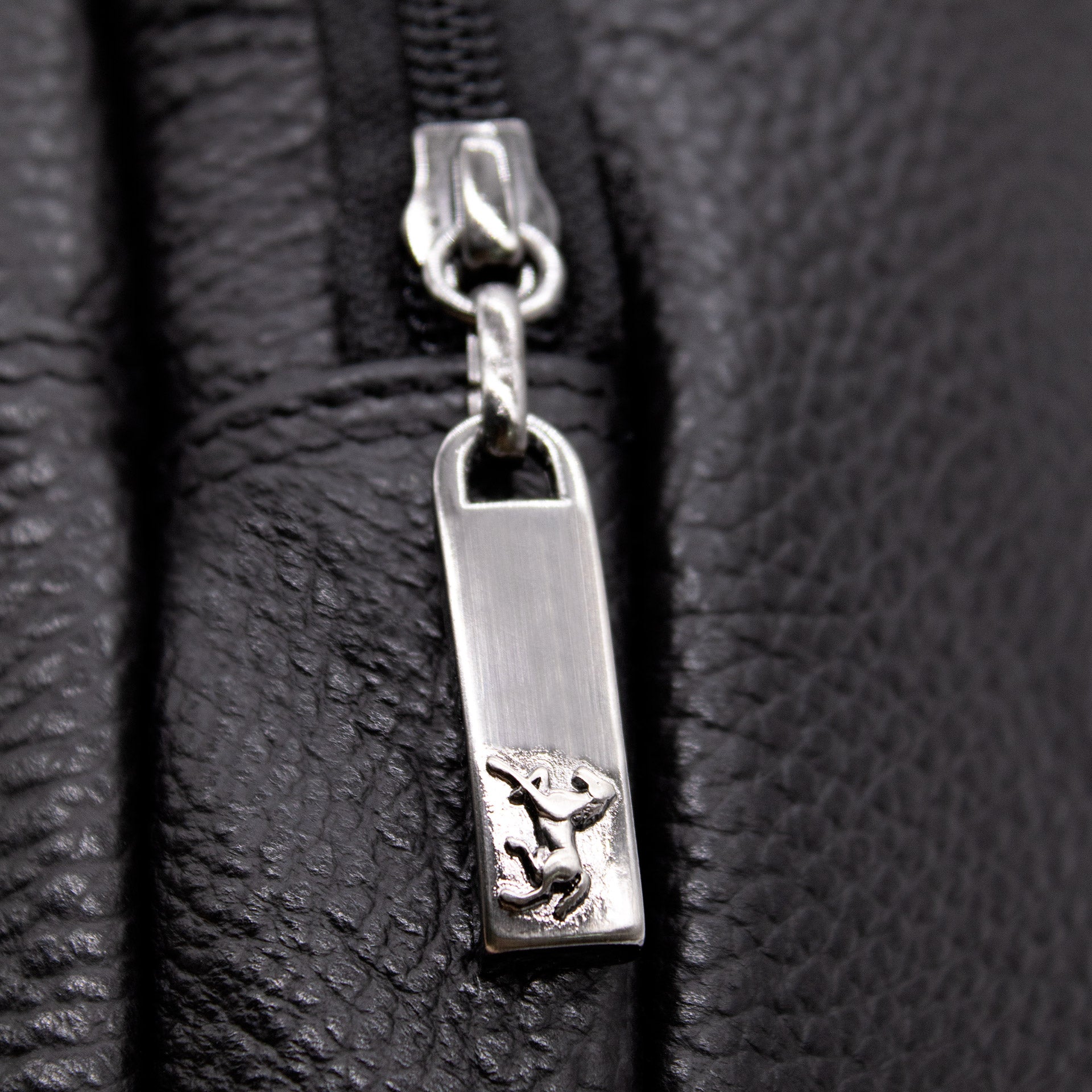 Cavalinho El Cavaleiro Leather Sling Bag SKU 18330416.01 #color_black