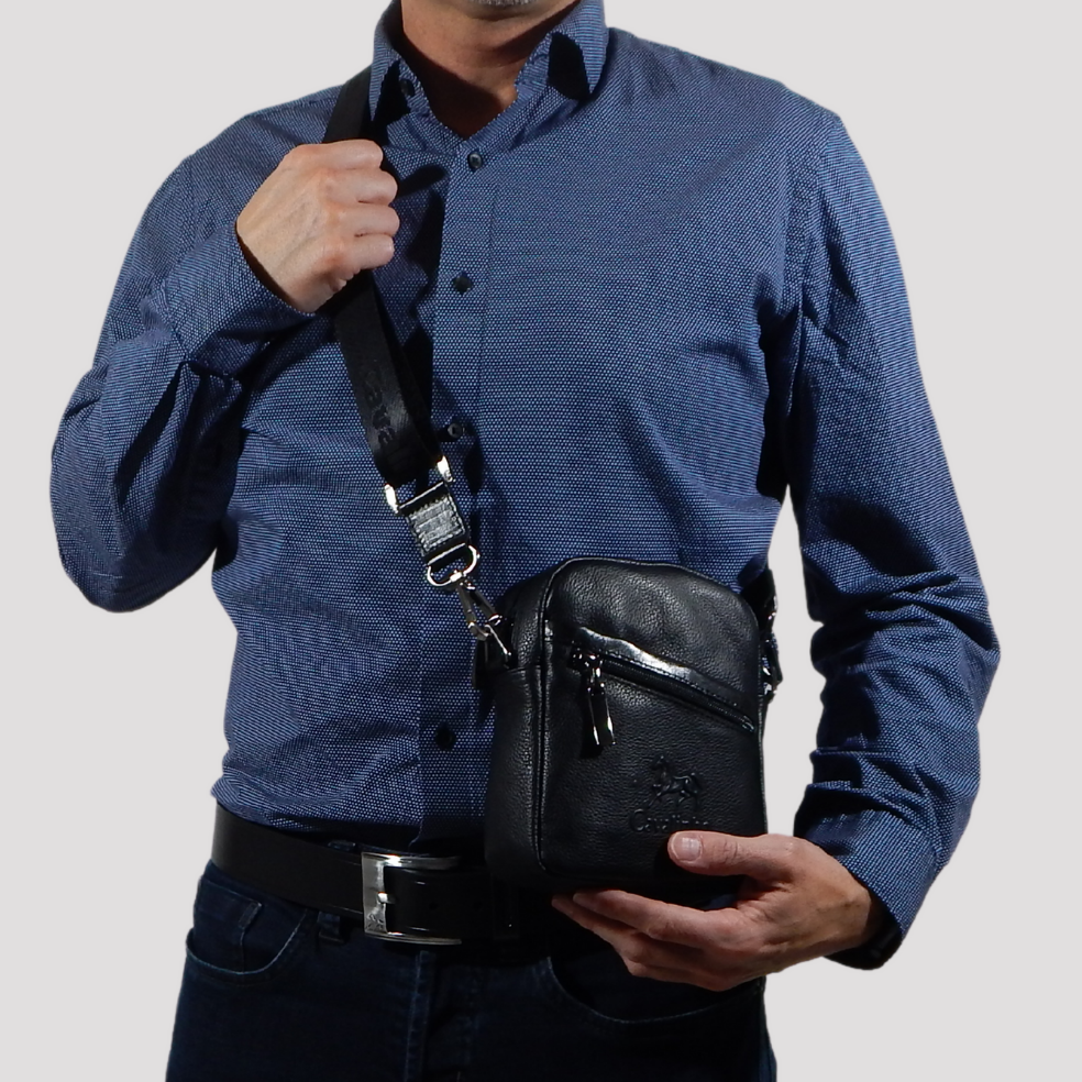 Cavalinho El Cavaleiro Leather Traveler SKU 18330485.01 #color_black