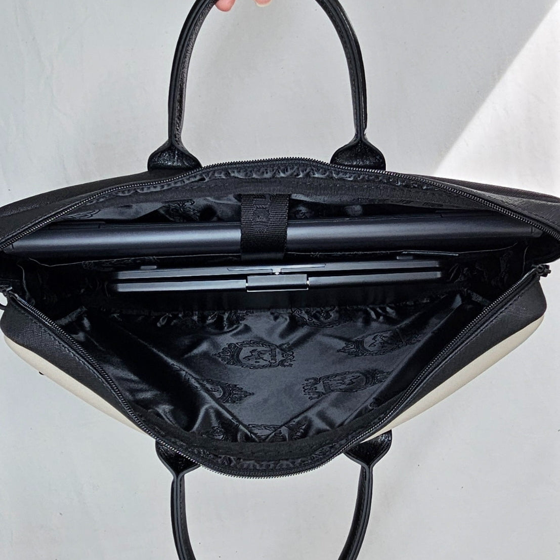 Cavalinho Cavalinho Club Laptop Bag SKU 18360501.07 #color_Sand, Black / Tan