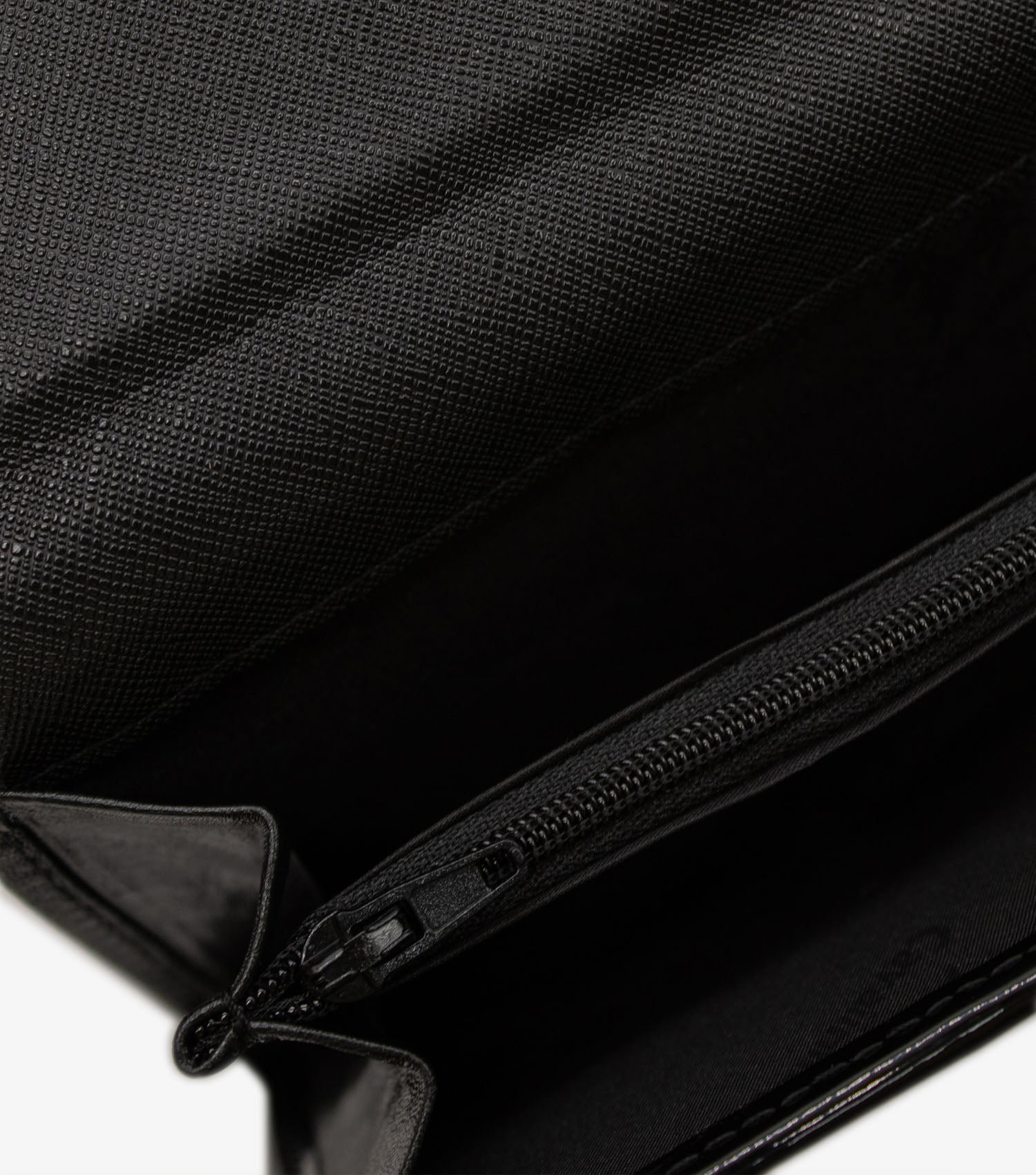 Cavalinho Royal Wallet SKU 28390202.21 #color_Black / White