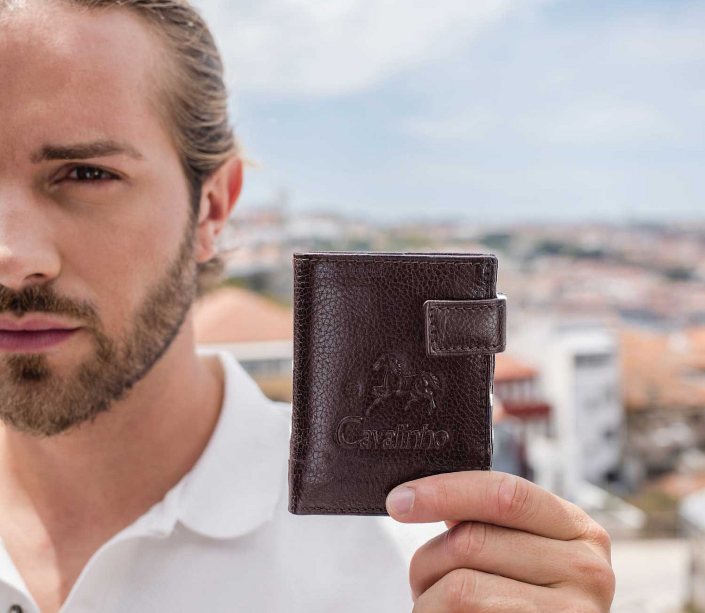Cavalinho Men's Bifold Slim Leather Wallet - Brown - 28610526.02_LifeStyle