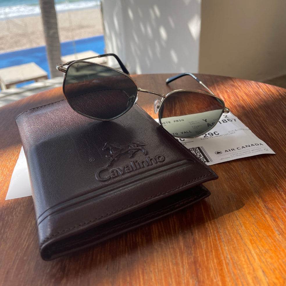 Cavalinho Men's 2 in 1 Bifold Leather Wallet SKU 28610556.02 #color_brown, black, gold