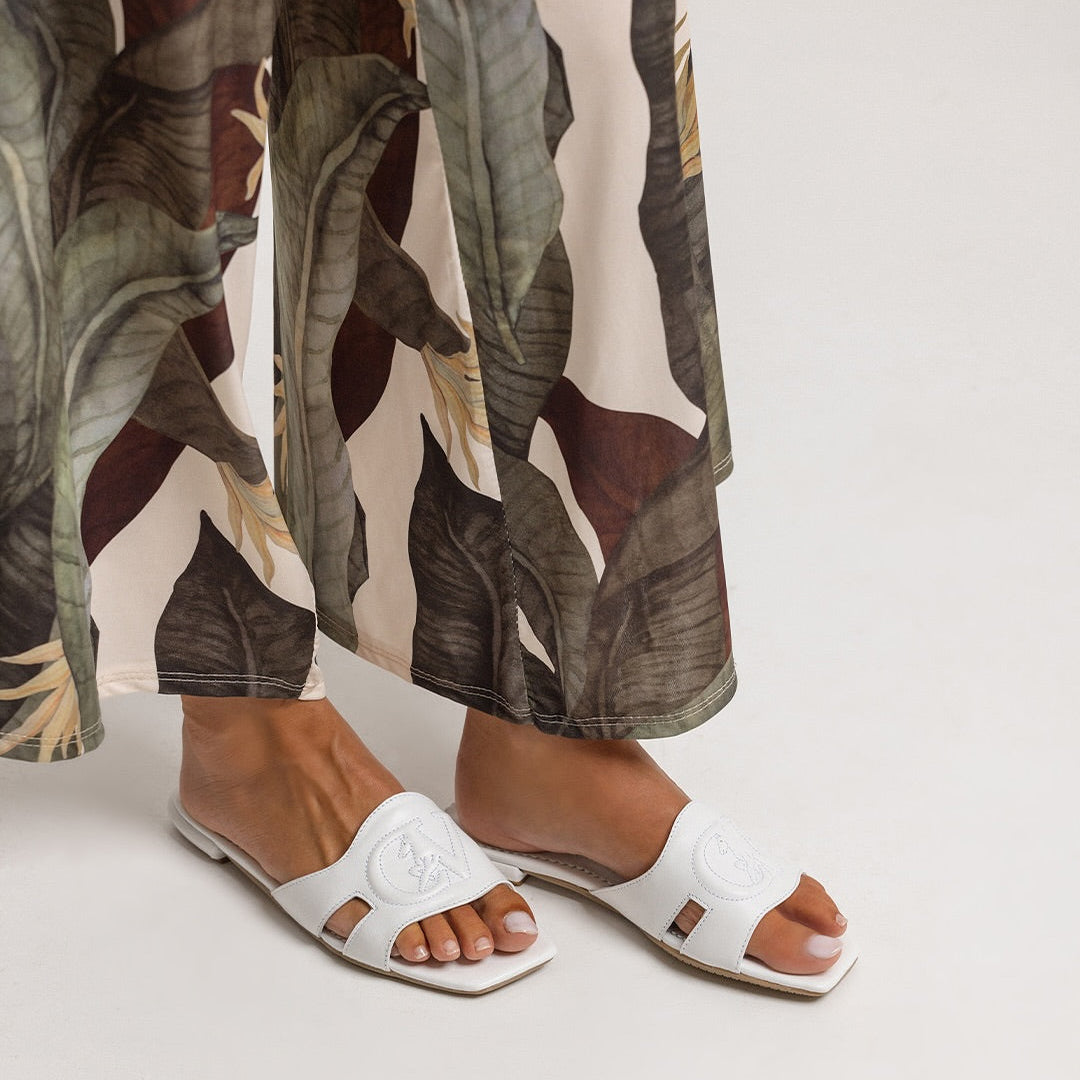 Cavalinho White Leather Slide Sandals for Women Flat SKU 48010137.06 #color_white