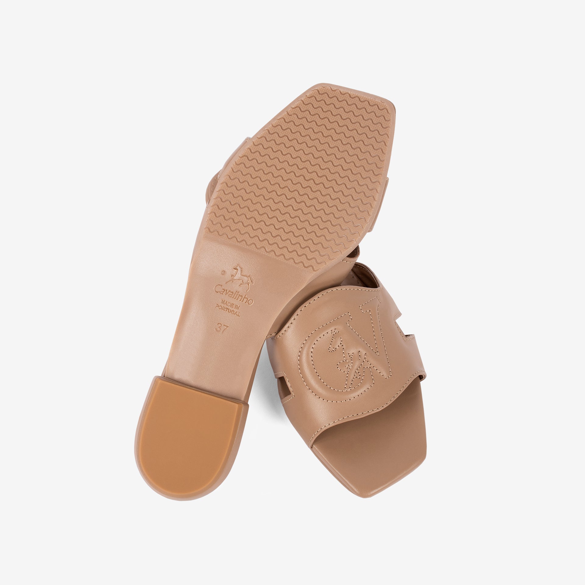 Cavalinho Beige Leather Slide Sandals for Women Flat SKU 48010137.07 #color_sand