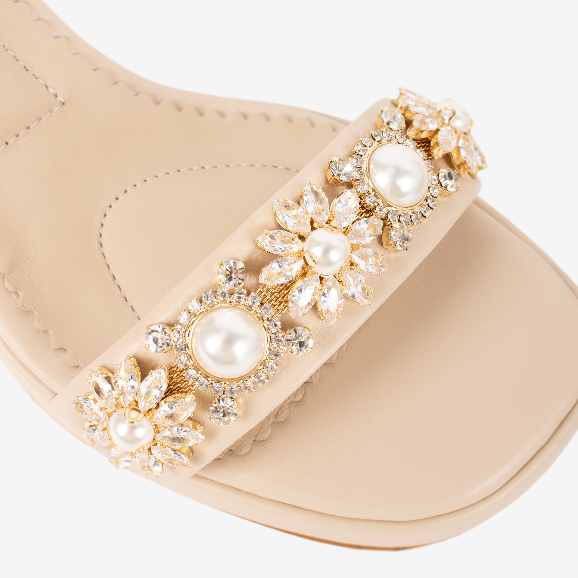 Cavalinho Perla Nude Leather Sandals for Women SKU 48010144.05 #color_beige