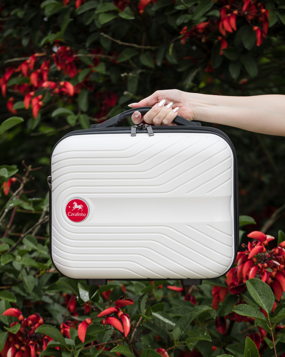 Cavalinho 4 Piece Set of Colorful Hardside Luggage (15", 19", 24", 28") SKU 68020004.06.S4 #color_White