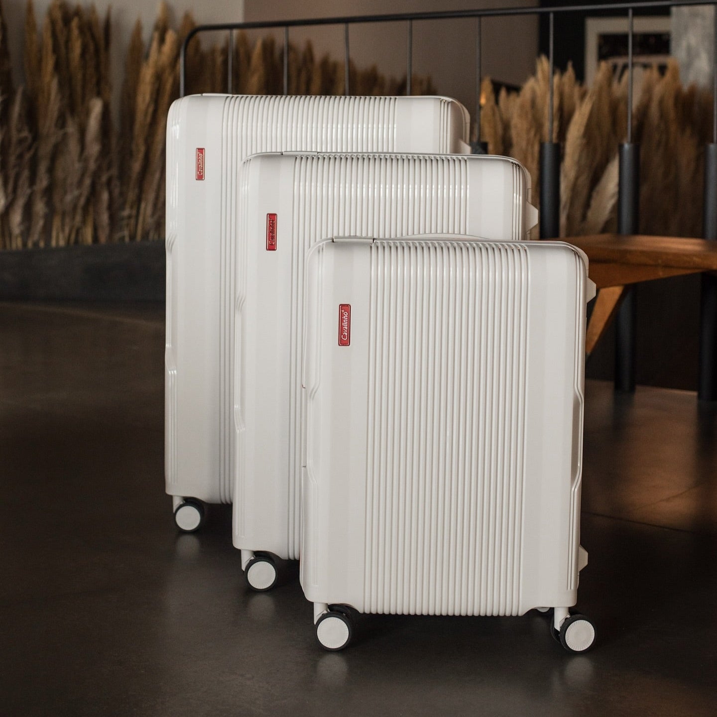 Cavalinho Atlas Hardside Luggage Carry-on (20") & Check-in (24 " / 28") SKU 68050001.06 #color_white