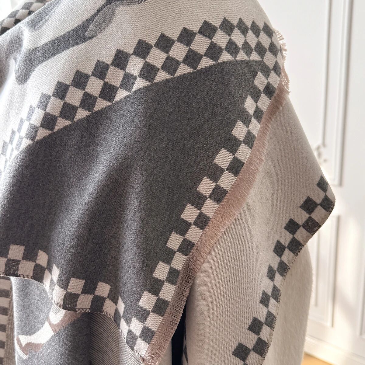 Two Horses Plaid Shawl & Blanket Scarf #print_Grey