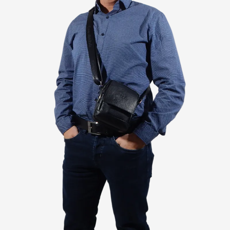 Cavalinho El Cavaleiro Leather Traveler SKU 18330487.01 #color_black