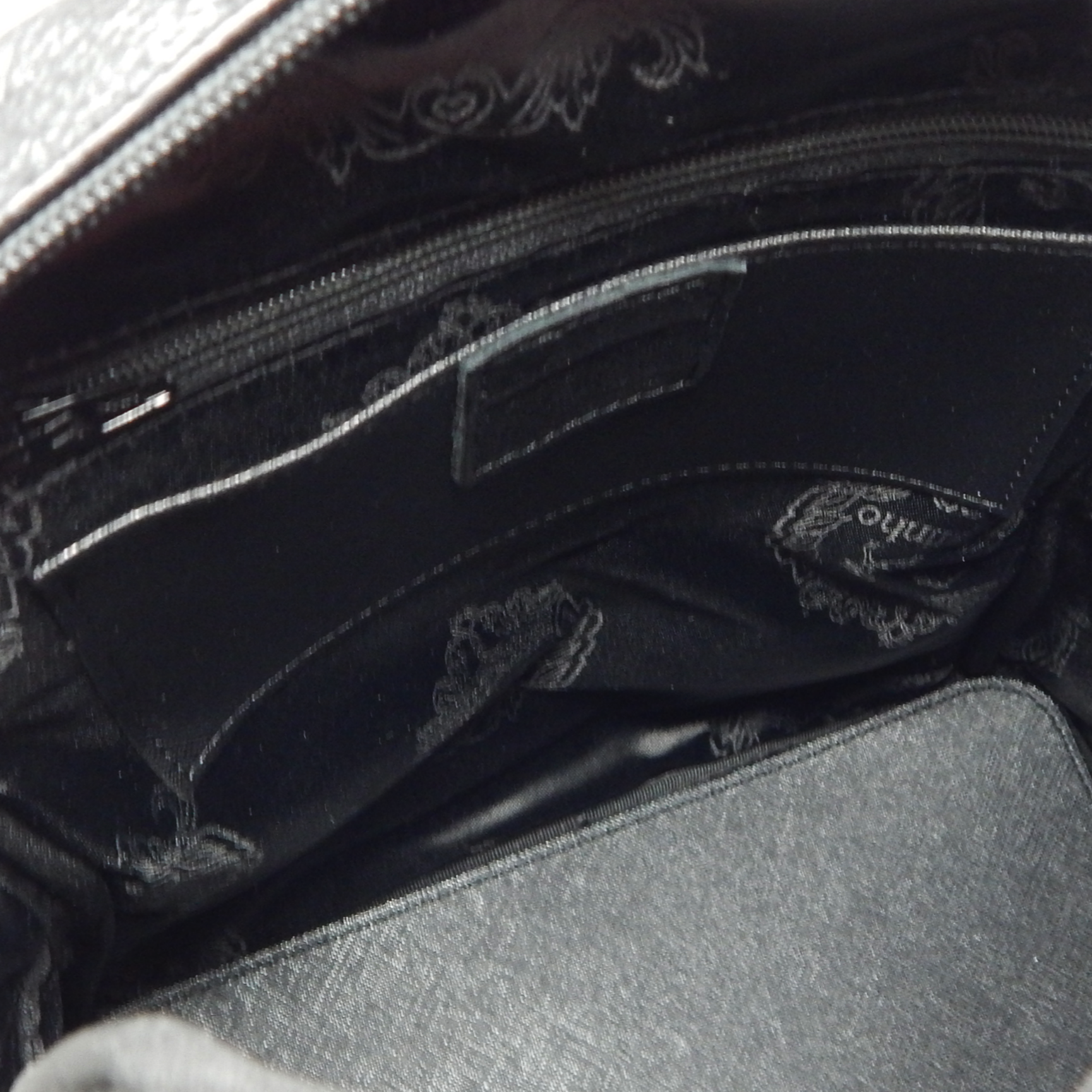 Cavalinho Cavalo Lusitano Leather Backpack SKU 18090412 #color_black, saddlebrown, brown