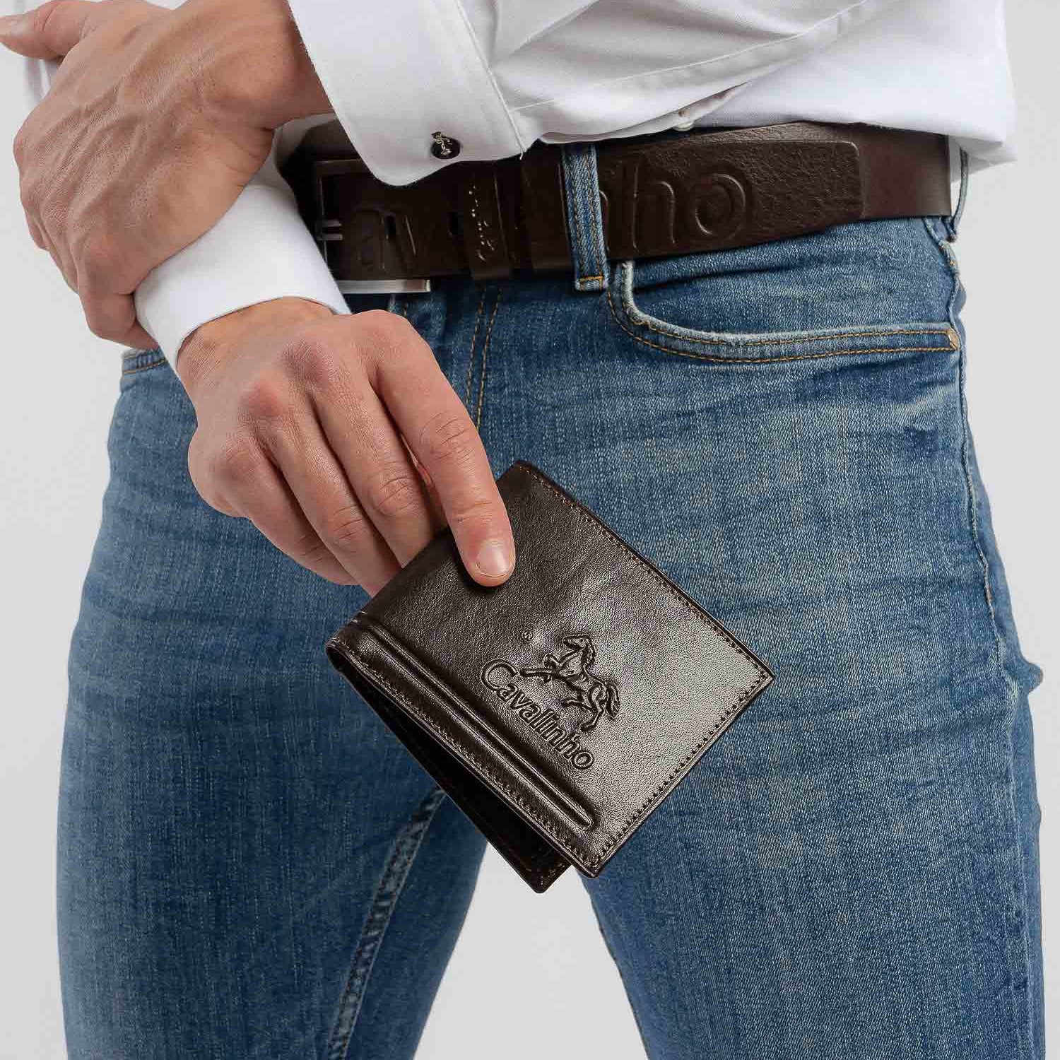 Cavalinho Men's Bifold Leather Wallet SKU 28160512.02 #color_brown, saddlebrown, black