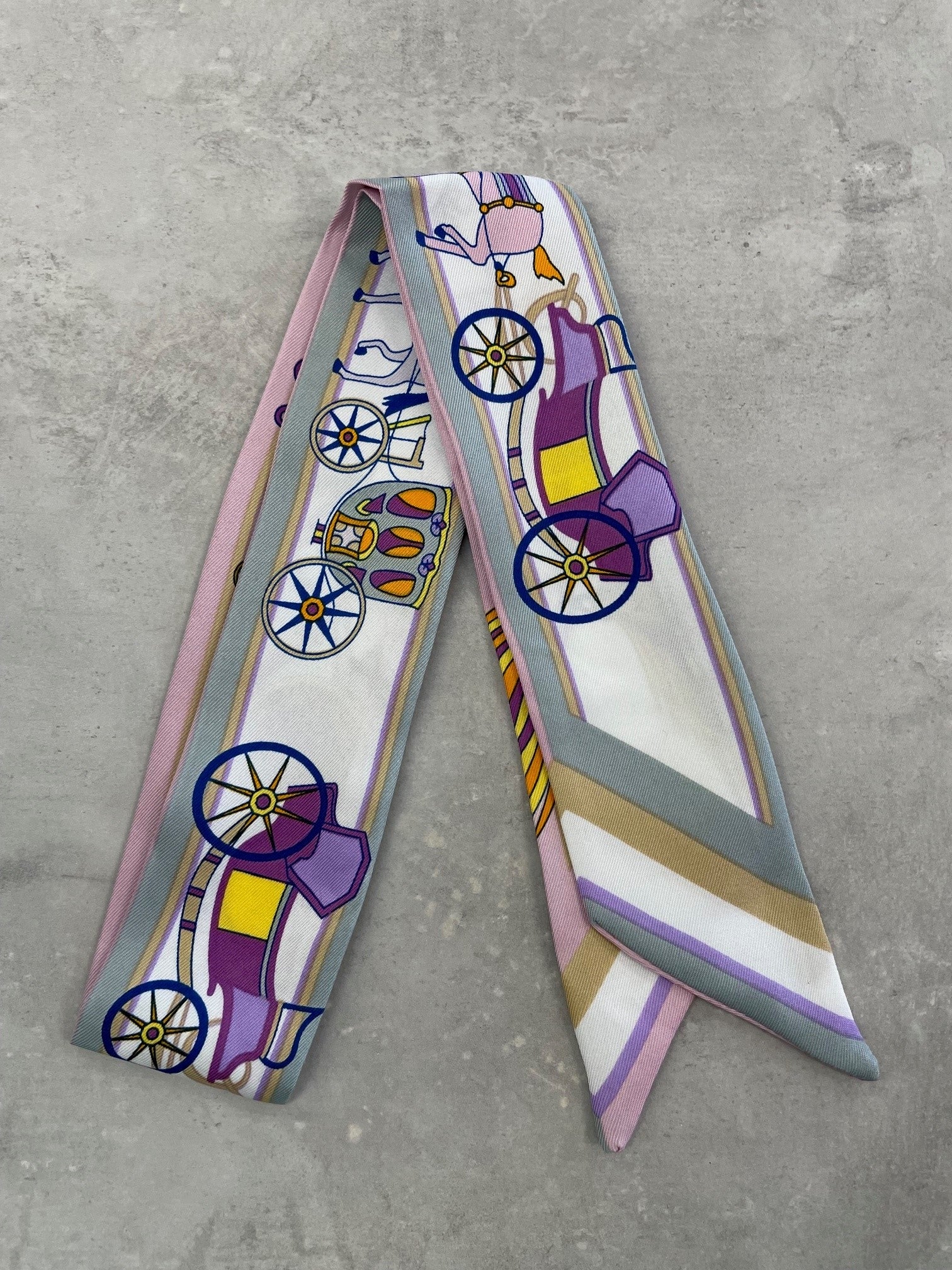 Relhok Promotional price scarves - In store only - Carriage Lilac - Promoscarflilac